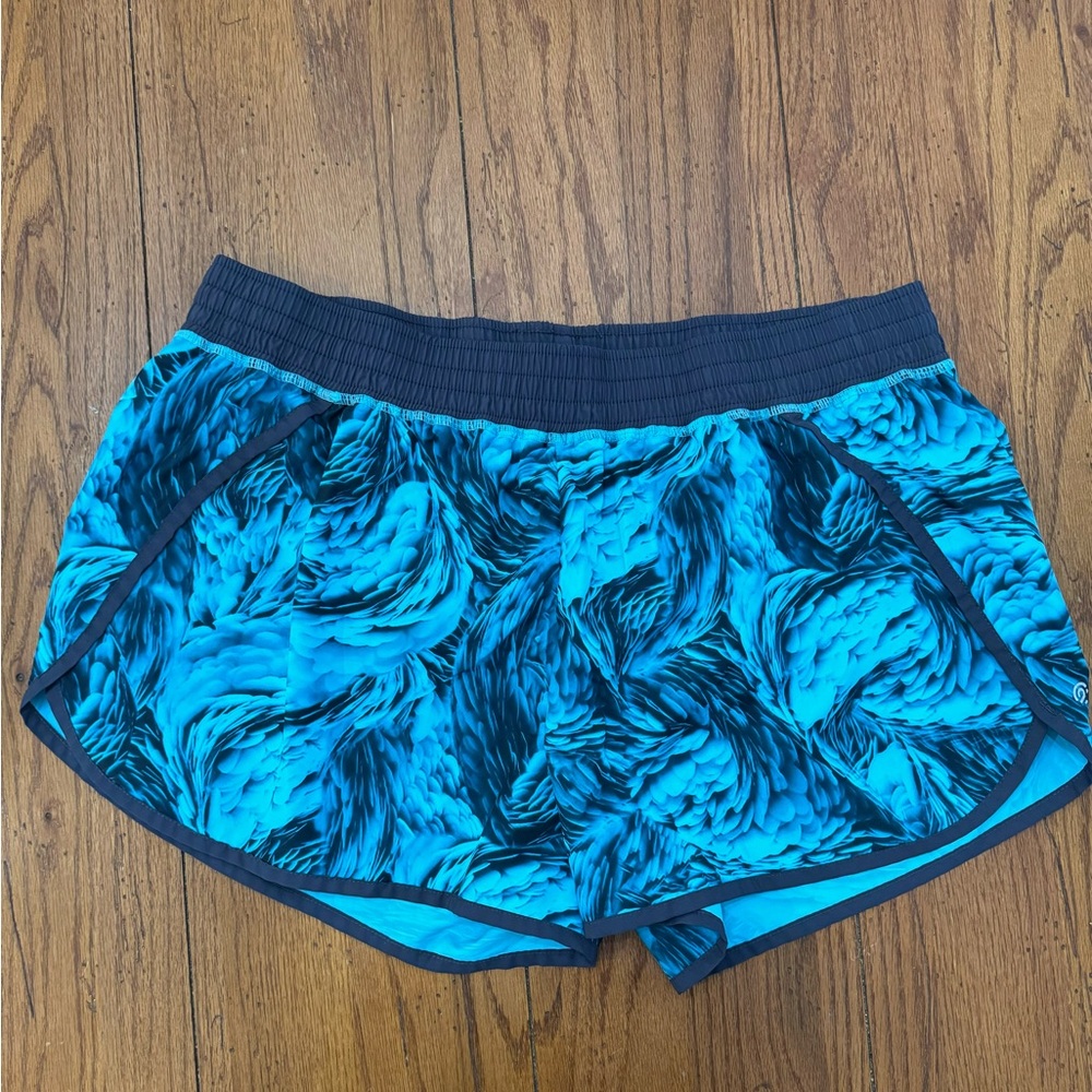 Women’s XL Athletic shorts